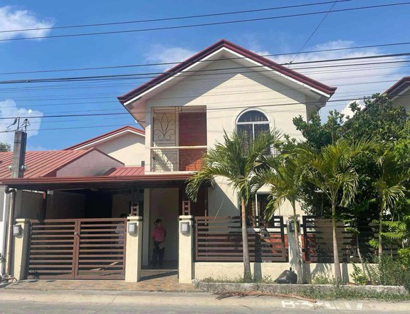 Pre-Owned 3-bedroom Single Detached House For Sale in Bacolor Pampanga