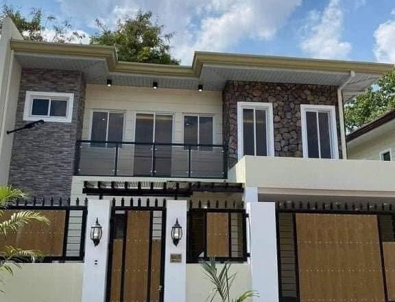 Pre-Owned 3-bedroom Single Detached House For Sale in Angeles Pampanga