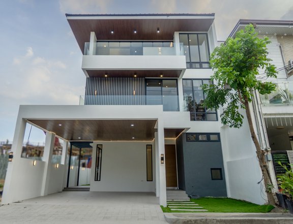 House and Lot For Sale at Trevi Executive Village JP Rizal Avenue, Brgy Concepcion 1, Marikina City