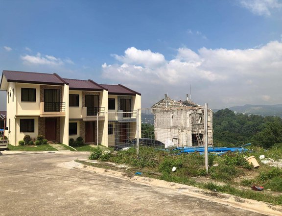 Affordable 2-bedroom Townhouse For Sale in Antipolo Rizal