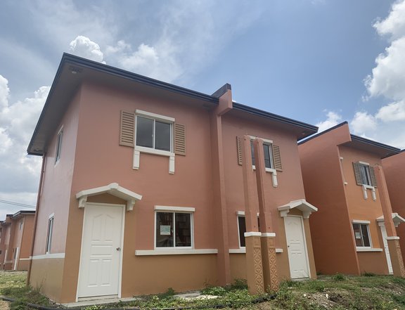 READY FOR OCCUPANCY HOUSE AND LOT IN GENTRI CAVITE CORNER LOT
