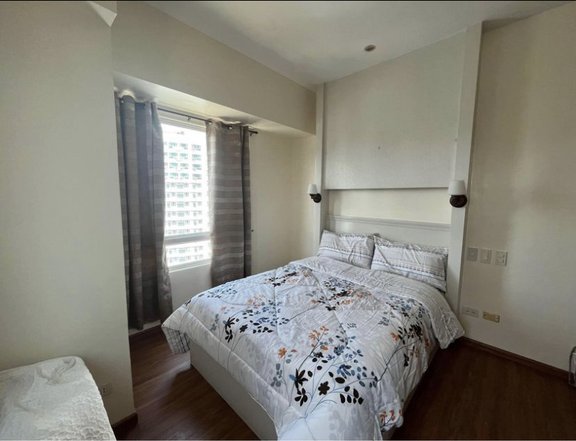 Fully Furnished 2 Bedroom with Nice Interior For Rent in Beacon Makati