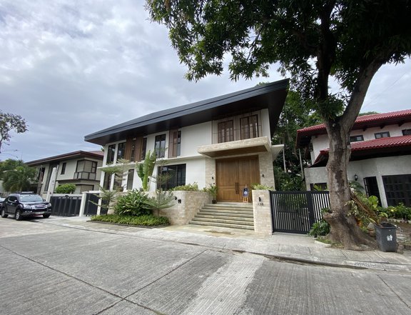 5 Bedroom Luxury House and Lot In Ayala Alabang Village Muntinlupa City