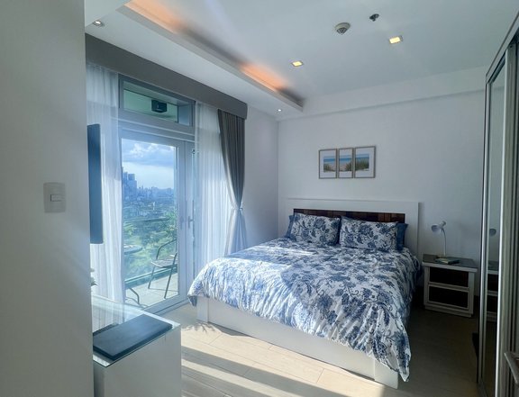 Golf Course View BGC, Eight Forbestown Road 2 Bedroom Condo for Sale