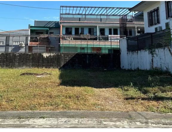 For Sale Pre-Owned 209 sqm Residential Lot in Ayala Ferndale Homes Quezon City