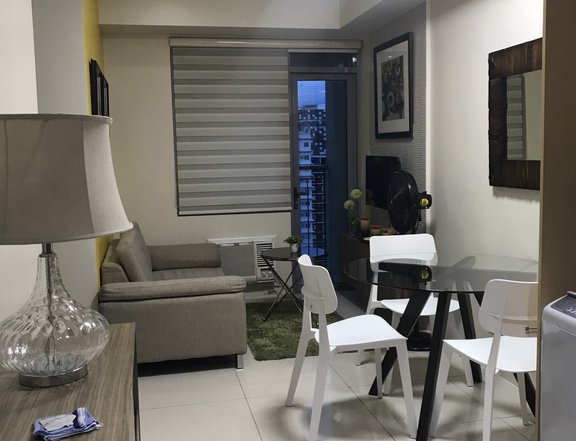 Modern BGC 2BR Park West Condo for Sale in Taguig