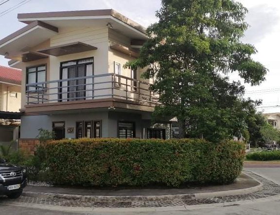 5-bedroom House for Sale in Damosa Fairlanes Davao City