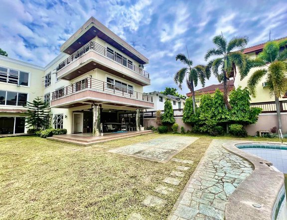 8-bedroom Manor House For Sale in Alabang Hillsborough