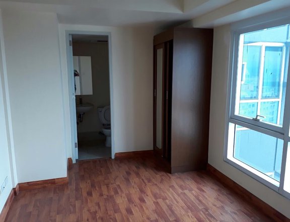 For Sale East of Galleria, Ortigas 3 Bedrooms