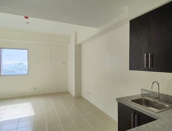 Spacious Studio Unit FOR SALE! near University Belt Sta Mesa Manila