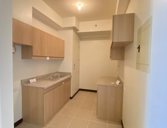 RFO! 15%DP TO MOVE IN! 2 BEDROOM CONDO FOR SALE IN BRIXTON PLACE PASIG
