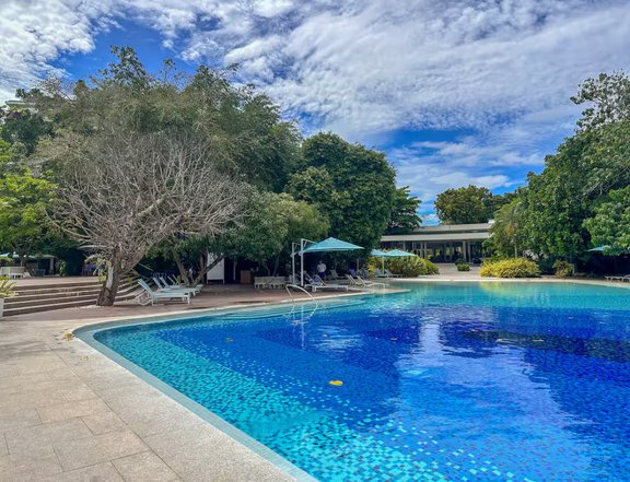 2 Bedroom w/ Big Balcony in Tambuli, Lapu-Lapu, Cebu