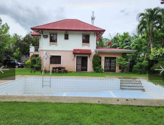 House and Lot with Swimming Pool