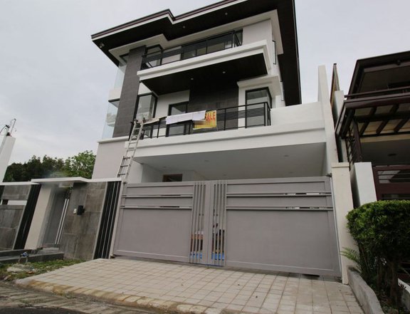Brand New Spacious House and Lot for Sale inside Filinvest 2 PH2333