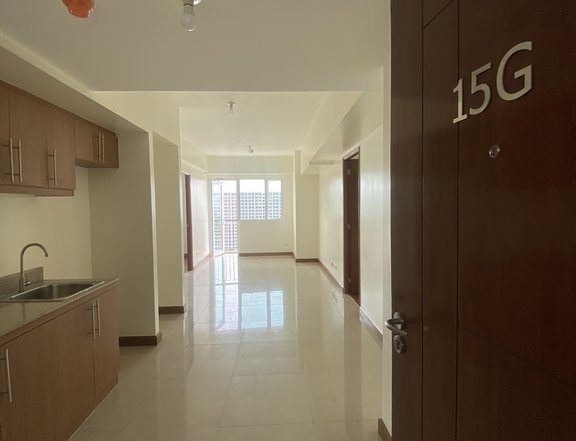 2 Bedroom Ready For Occupancy Rent To Own In Pasay Bay Area | Palm Beach West