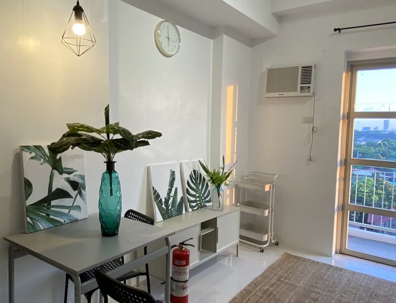 STUDIO UNIT FOR SALE WITH RENT TO OWN OPTION
