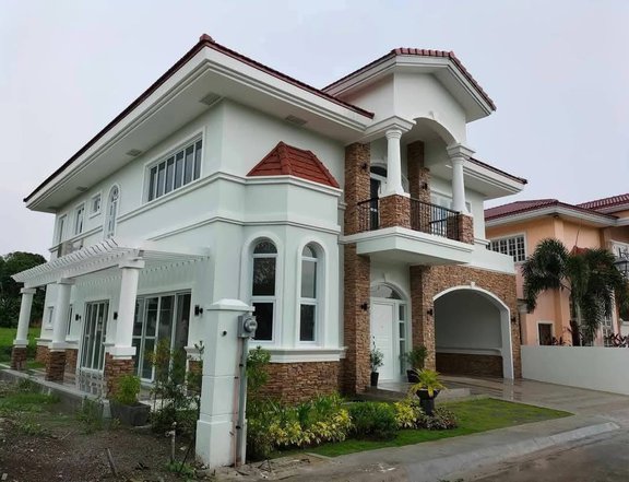 4 BEDROOMS SINGLE DETTACHED HOUSE AND LOT FOR SALE IN LAS PINAS CITY