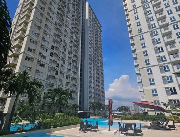 Pre- Sell 1 Bedroom Condo w/ Balcony in Avida-Ayala Land Towers Cloverleaf, QC @P16000/mo