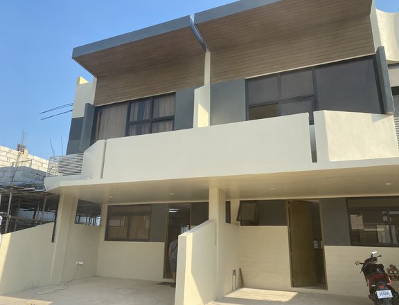 3BR Overlooking House and Lot For sale in Antipolo