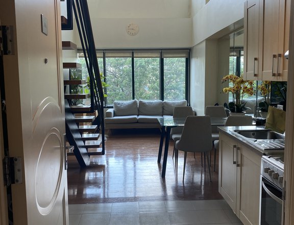 One Bedroom Loft in Rockwell