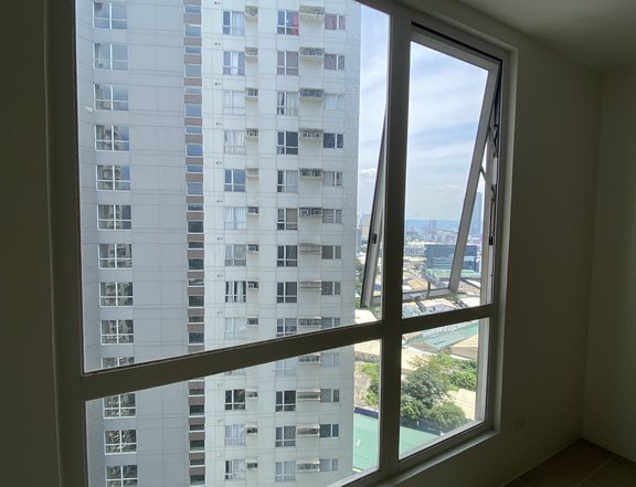 RFO Rent to own condo connected in MTR Boni station 30k monthly 22.32 sqm Studio Residential Condo