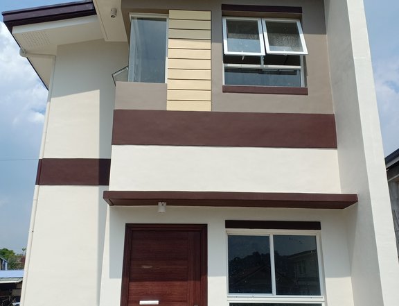 READY FOR OCCUPANCY MEADOWS SINGLE  ATTACHED HOUSE AND LOT QUEZON CITY