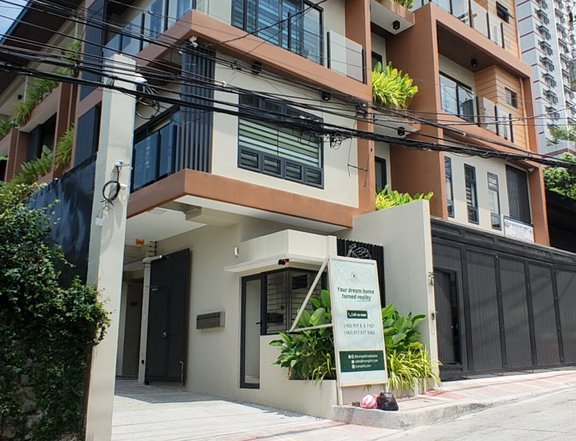 A luxurious and spacious 4 story Townhouse in Cubao, QC