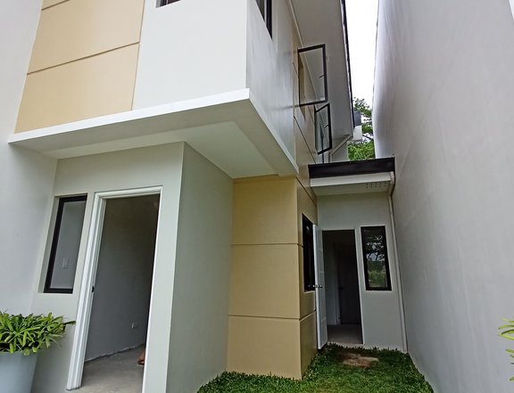 Pre selling House and lot in Binan, Laguna