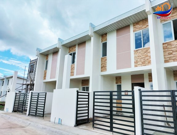 Affordable townhouse along highway beside the upcoming AYALA Techpark
