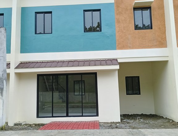 2 Storey shophouse (Commercial) For Sale in General Trias Cavite