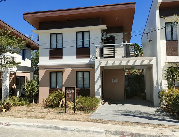 Idesia Gaia 3-bedroom Single Attached House For Sale in Dasmarinas