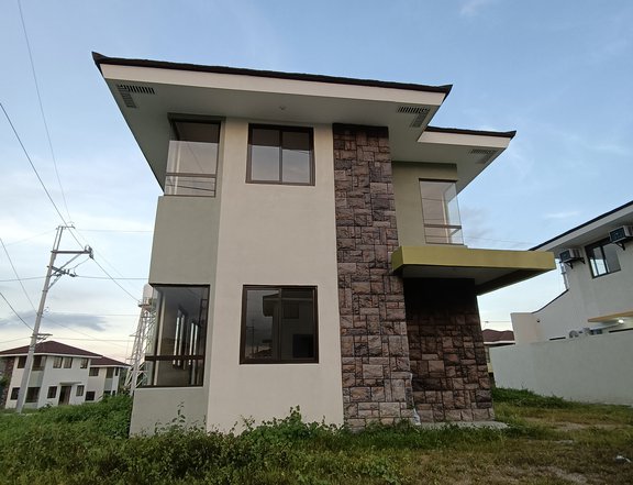 Ready For Occupancy 3-bedroom Single Detached House For Sale in VERMOSA