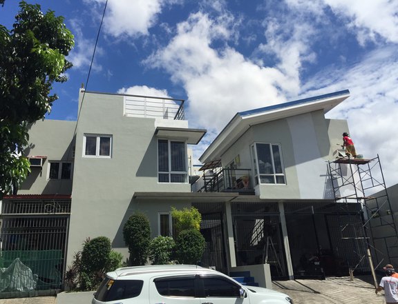 5 Door Apartment for Sale in De Castro Subd. Sta Lucia Pasig City