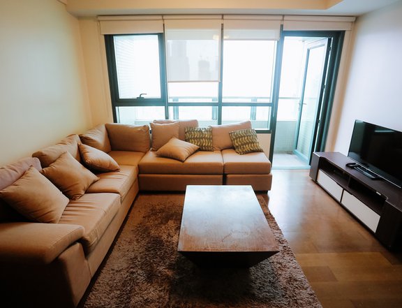 2BR available for Rent in Edades Tower