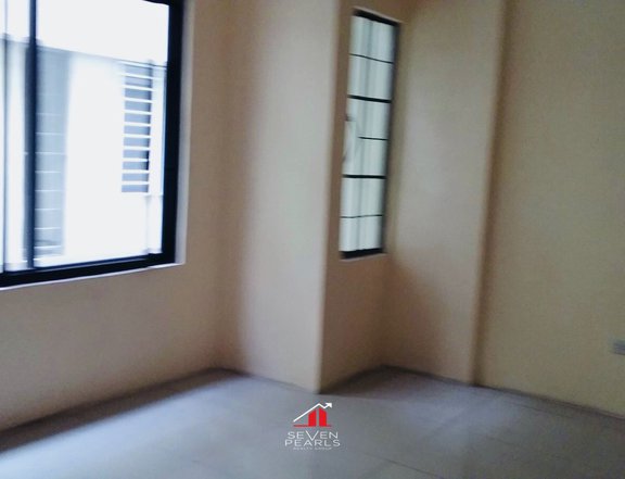 5BR Townhouse l Cubao Quezon City