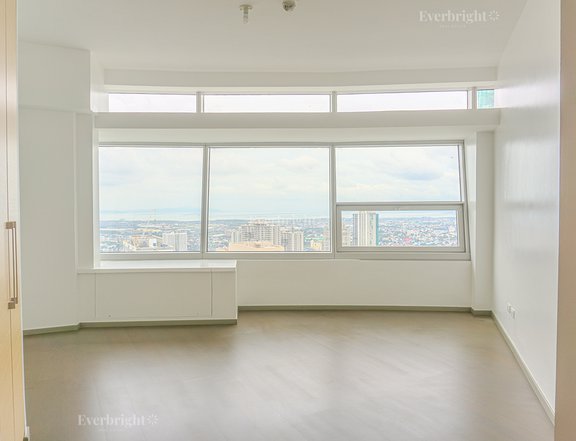 Ready for Occupancy, 2-bedroom Residential Condo with unobstructedviews in Capitol Commons