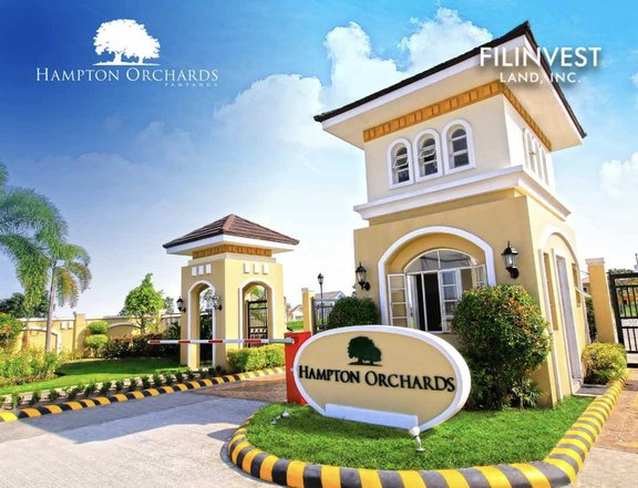 Hampton Orchards is an community in Bacolor, Pampanga.