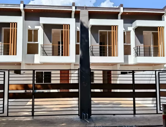 4 BEDROOMS 2 car garage townhouse in Antipolo City
