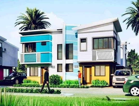 House in lot  ,3 bedroom,/ duplex in tanza cavite