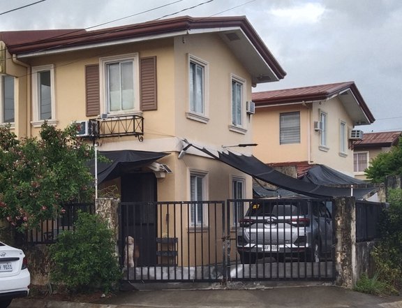 Corner Unit: 2-Storey House in Camella Subdivision, Roxas City