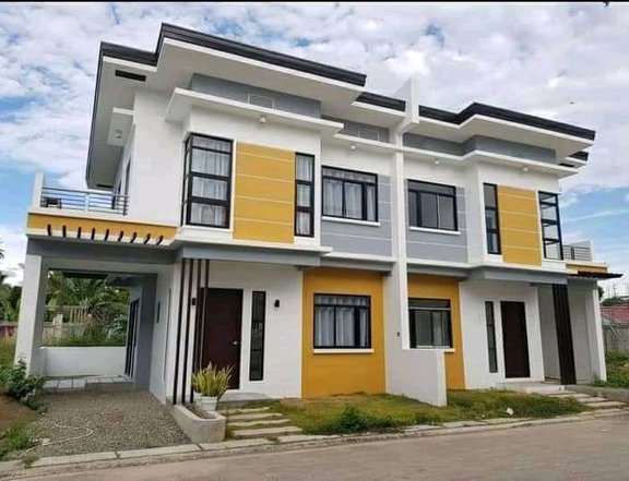 This house is only a steps from the main road2 mins. to Gaisano Mall