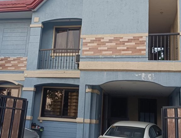 3-storey single-detached house in Spring Heights, Filinvest II, Q. C.