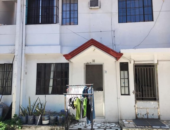2 units house and lot