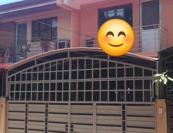 Pre-Owned 3-bedroom Townhouse For Sale in Las Pinas