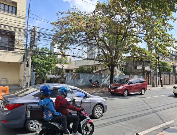 Commercial Lot For Sale in Quezon City