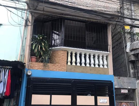 MANDALUYONG  HOUSE AND LOT FOR SALE IN MANDALUYONG   44sqr  3storey  building 3bedroom  65