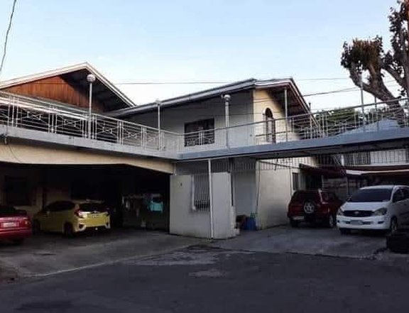 House & Lot @Philam  Las Pinas