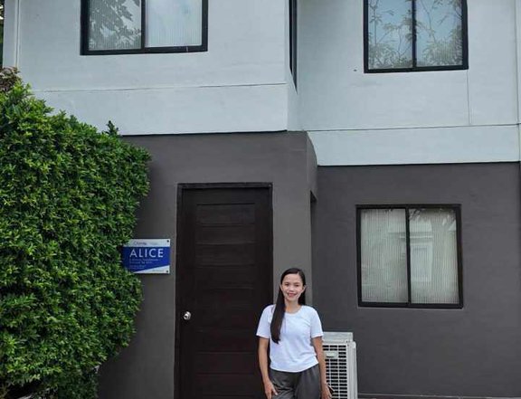 ALICE TOWNHOUSE IN LANCASTER NEW CITY CAVITE