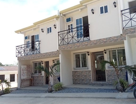 Affordable 3 bedroom House and lot in Cebu city , 1 ride to ayala.