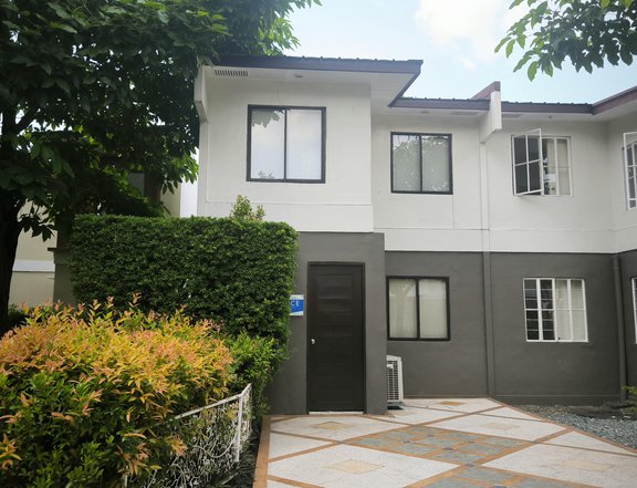 Pre selling and Ready for Occupancy 3 bedroom for staring a Family